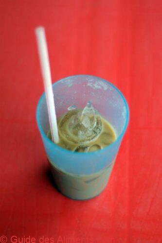 caf&eacute; frapp&eacute;