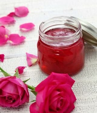 Confiture de pétales de roses