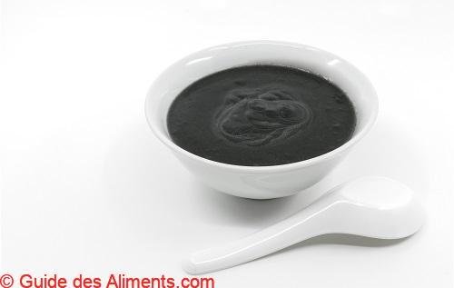 Soupe de sésame noir