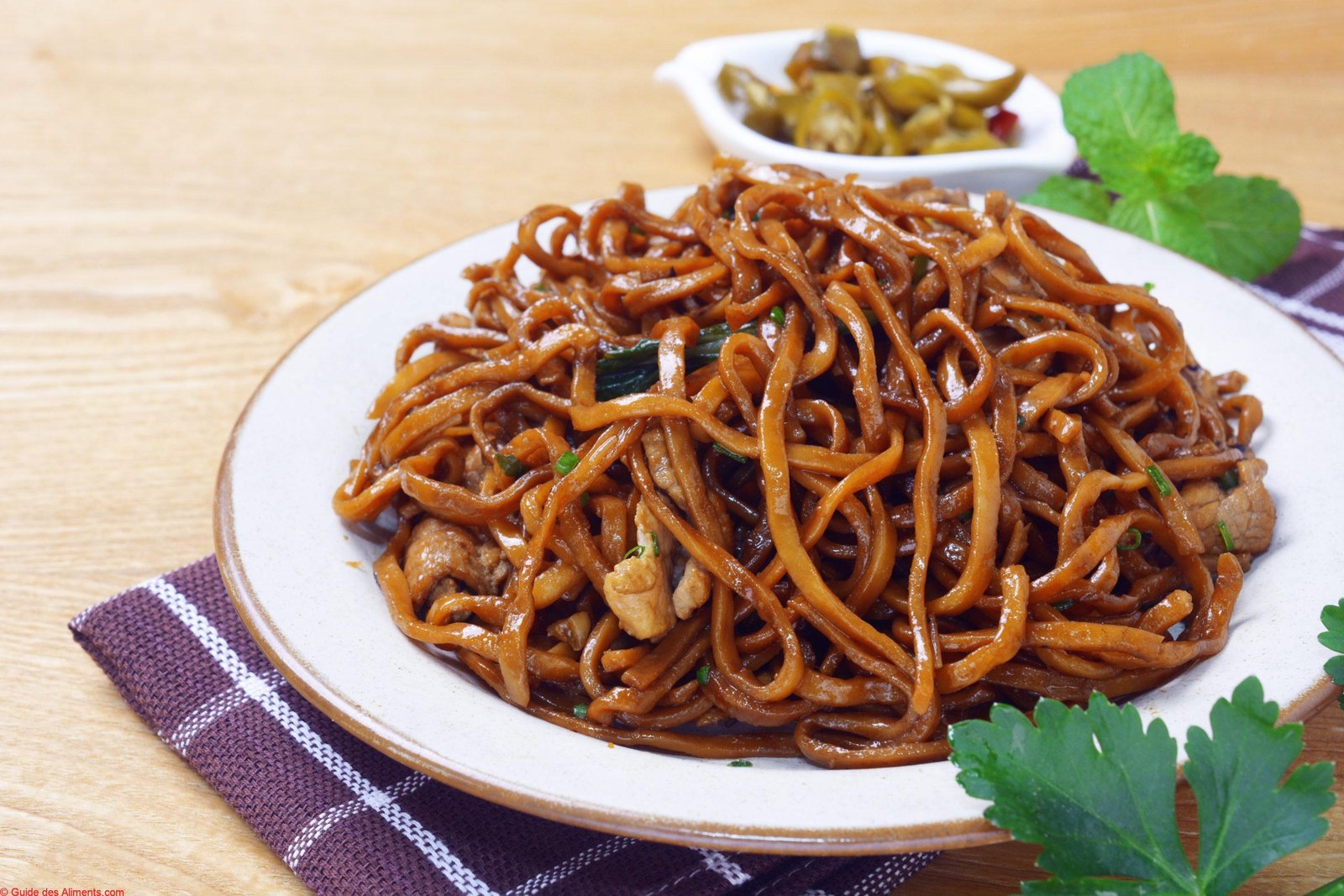 Yi mein