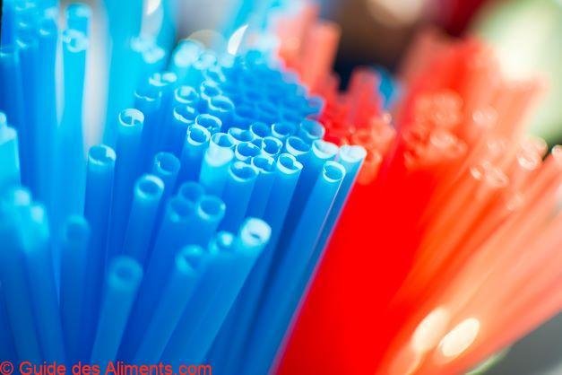 pailles en plastique