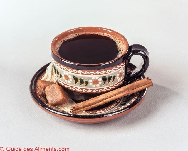 Café de Olla (café épicé mexicain)