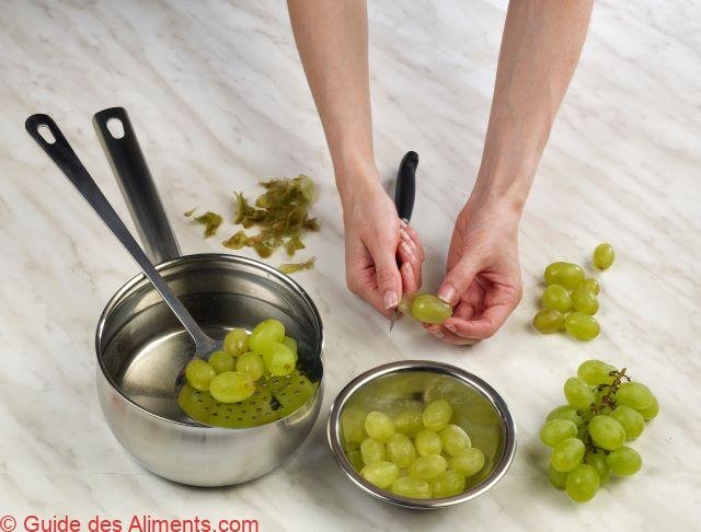 enlever la peau des raisins