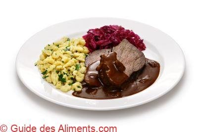 Sauerbraten (plat national allemand, bœuf braisé mariné)