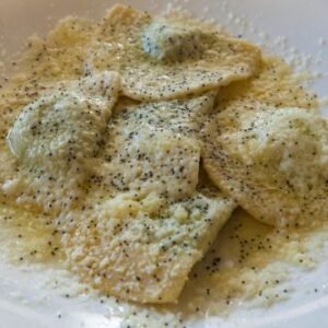 Casunziei (également appelé « casonciei », « casanzes », « csanzöi »)