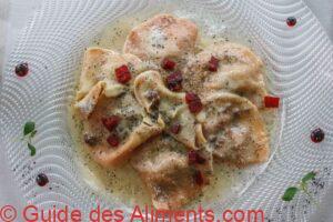 Casunziei (&eacute;galement appel&eacute; &laquo; casonciei &raquo;, &laquo; casanzes &raquo;, &laquo; csanz&ouml;i &raquo;)